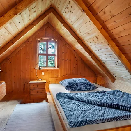 Blockbohlen-haus Auf Hof Verchen