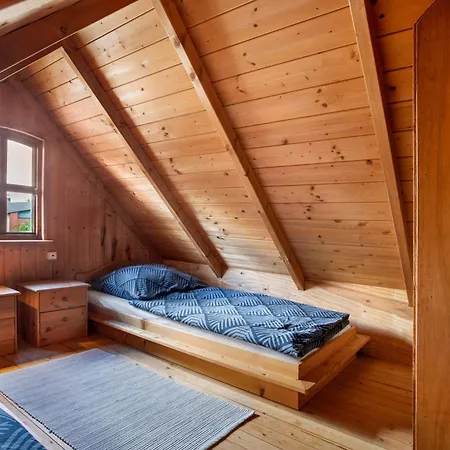 בית נופש Blockbohlen-haus Auf Hof *