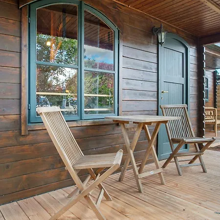 Holiday home Blockbohlen-haus Auf Hof Verchen